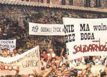 POLONIA: LECH WAŁĘSA Y SU ROL AL FRENTE DEL MOVIMIENTO SOLIDARNOŚĆ QUE DERROTÓ AL COMUNISMO